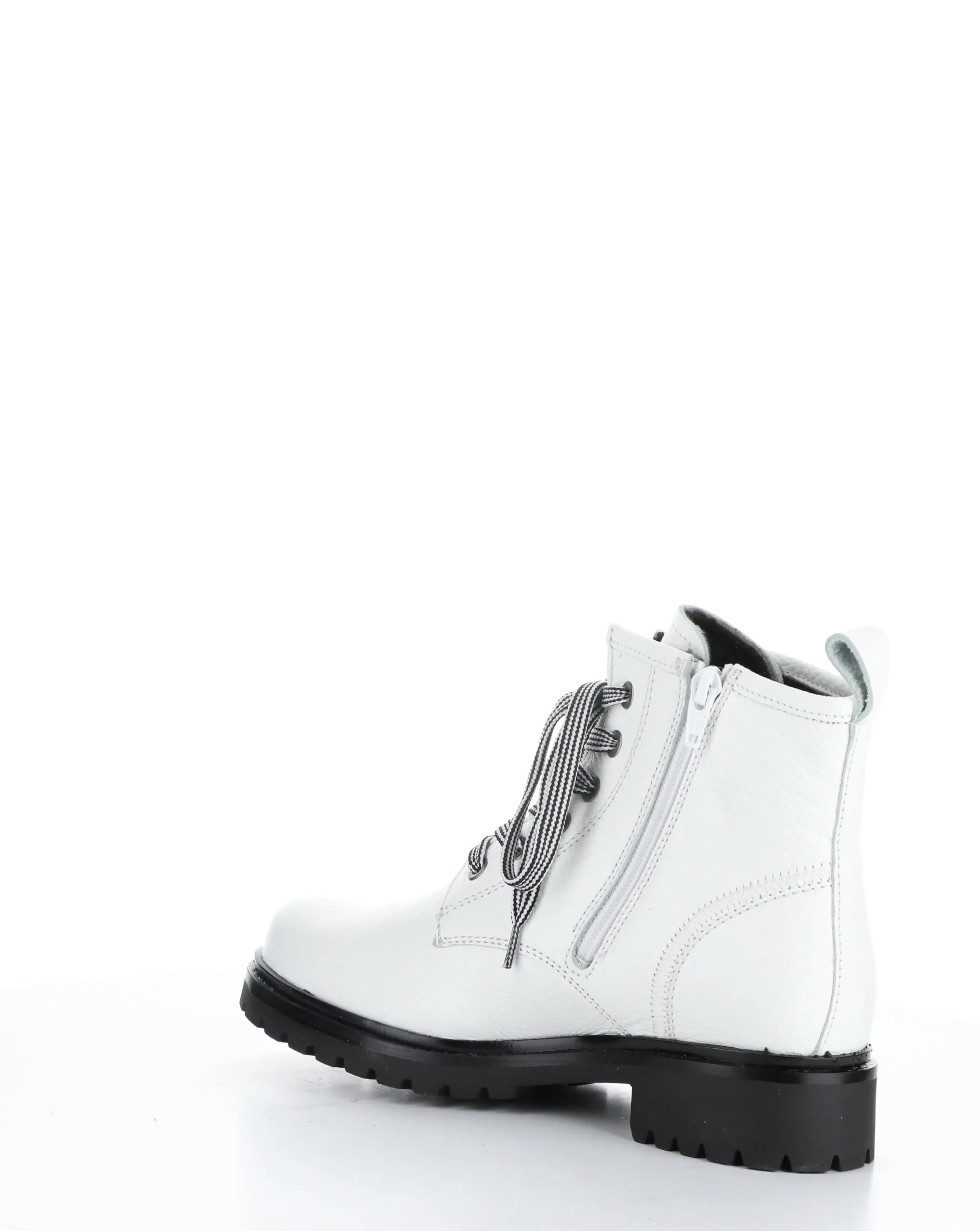 CARINAS WHITE Round Toe Boots