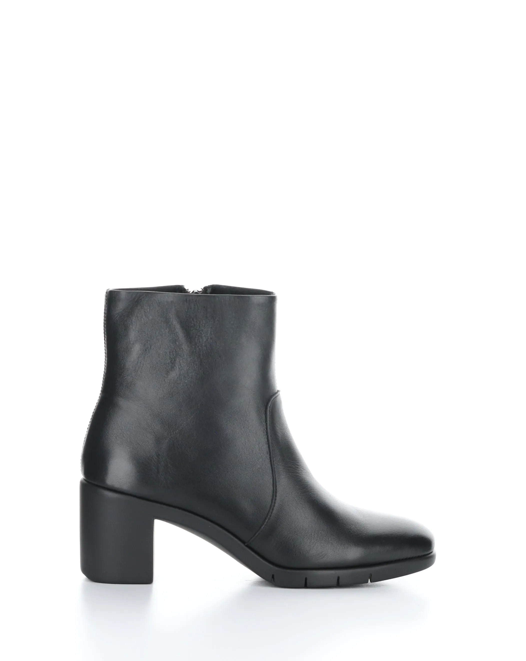 LIVE WELL BLACK Round Toe Boots