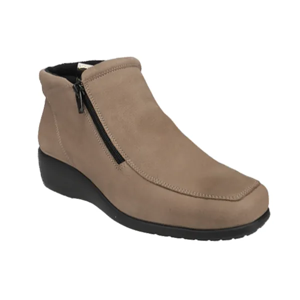 Sovella Women's Lyric Boot Taupe